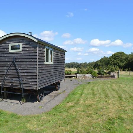 Rose Shepherds Hut Badlesmere Exteriér fotografie