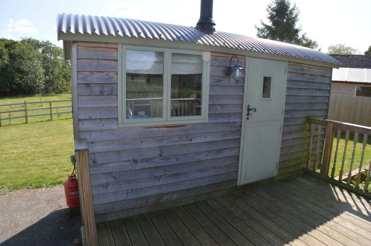 Rose Shepherds Hut Badlesmere Exteriér fotografie